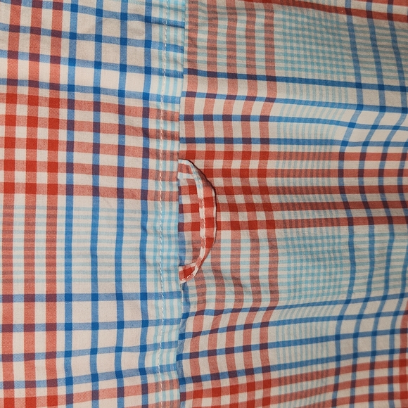 CLUB ROOM MENS BUTTON DOWN SHIRT  SIZE L RED, BLUE PLAID 100% COTTON - Picture 6 of 8